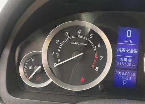 汽车没油时速度多少 汽车没油时速度多少